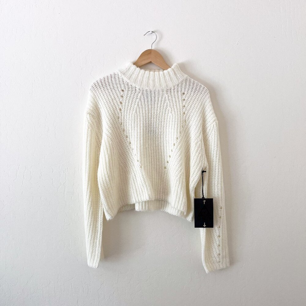 UNIF Women's White and Cream Jumper